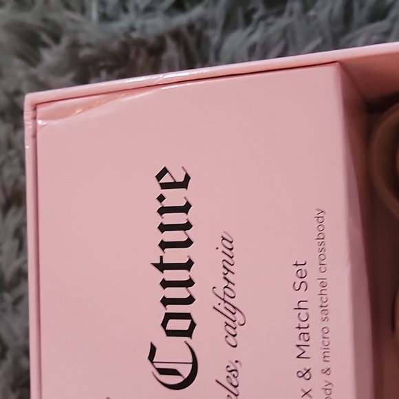 Juicy Couture Mommy and Me Light Pink 2Pc purses - Picture 8 of 8